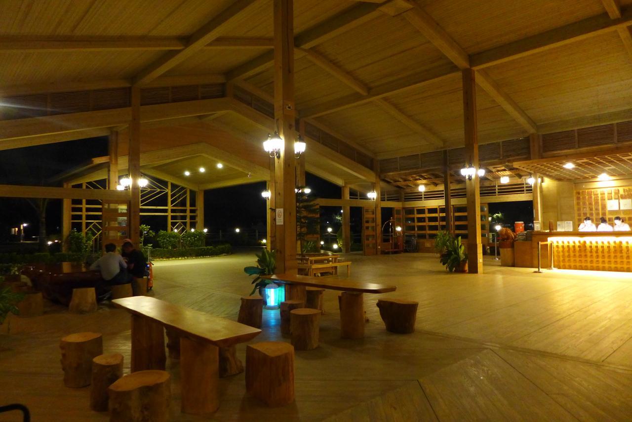 Island Paradise Resort Club Koror Exteriör bild